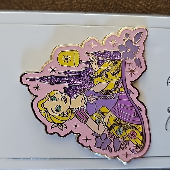 NEW DISNEY PARKS Limited Edition PIN - Picture 2 of 3
